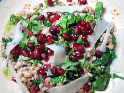 Farro, Spinach & Pomegranate - Holiday Healthy