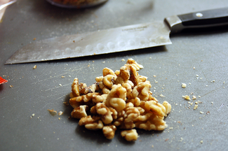 Modest walnut coffee cake