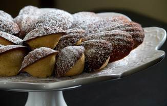 Orange Spiced Madeleines (baked when I'm tired of Winter)