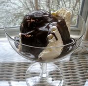 Spicey_hot_fudge_sauce_food_52