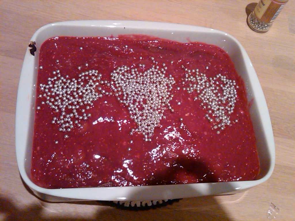 Impromptu White Chocolate Raspberry Cake