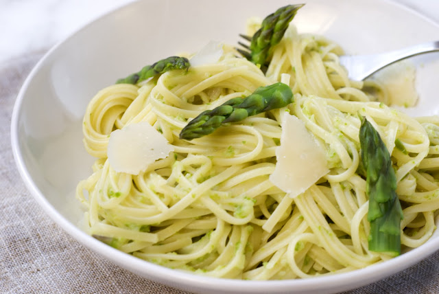 Linguini with Asparagus