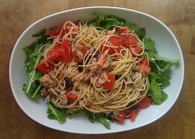 Mediterranean-Inspired Tuna Pasta Salad