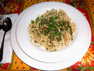 Linguine with Clam Sauce Deluxe