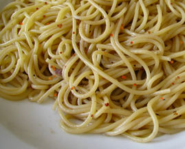 Spaghetti con Acciughe 