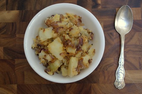 Smashed potatoes with Caramelized onions