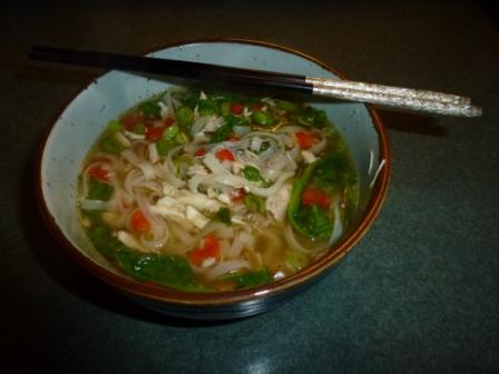 Spicy chicken & vegetable rice noodle soup for one