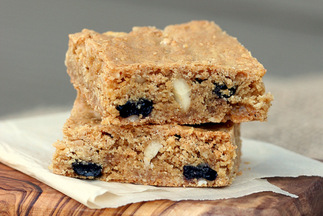 Crispy Cream Blueberry Blondies With Macadamia Nuts