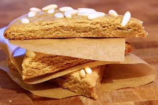 Pomegranate & Pine Nut Brown Sugar Shortbread