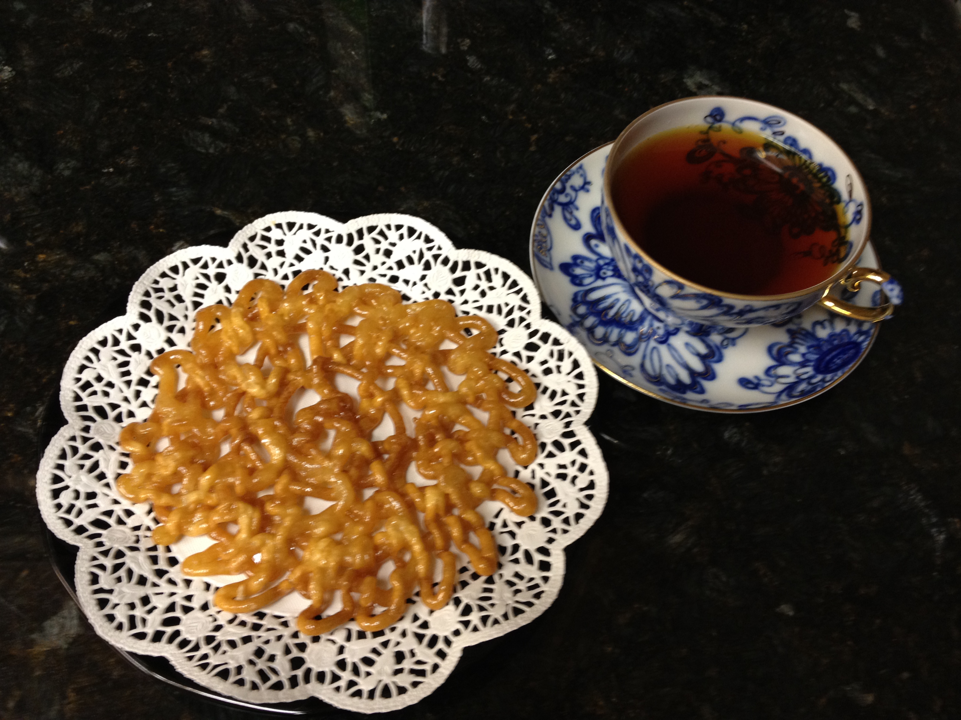 Zoolbeyah (Iranian / Persian funnel pancake)