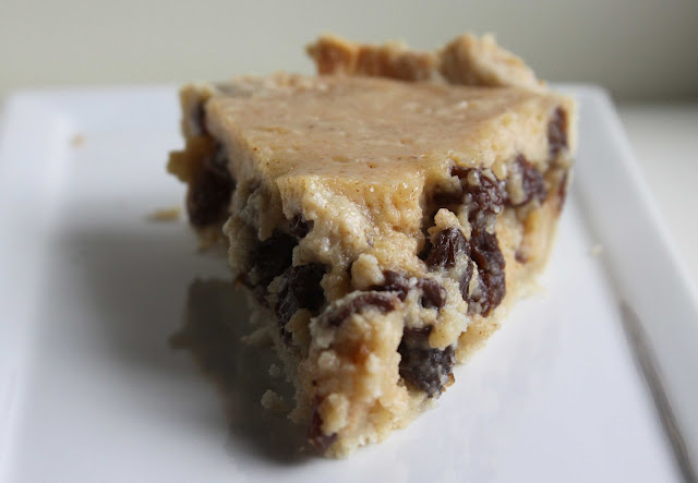 Grandma Jacob's Sour Cream Raisin Pie