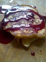 \m/ Coconutty-Pear Pancakes with Massacre Sauce \m/