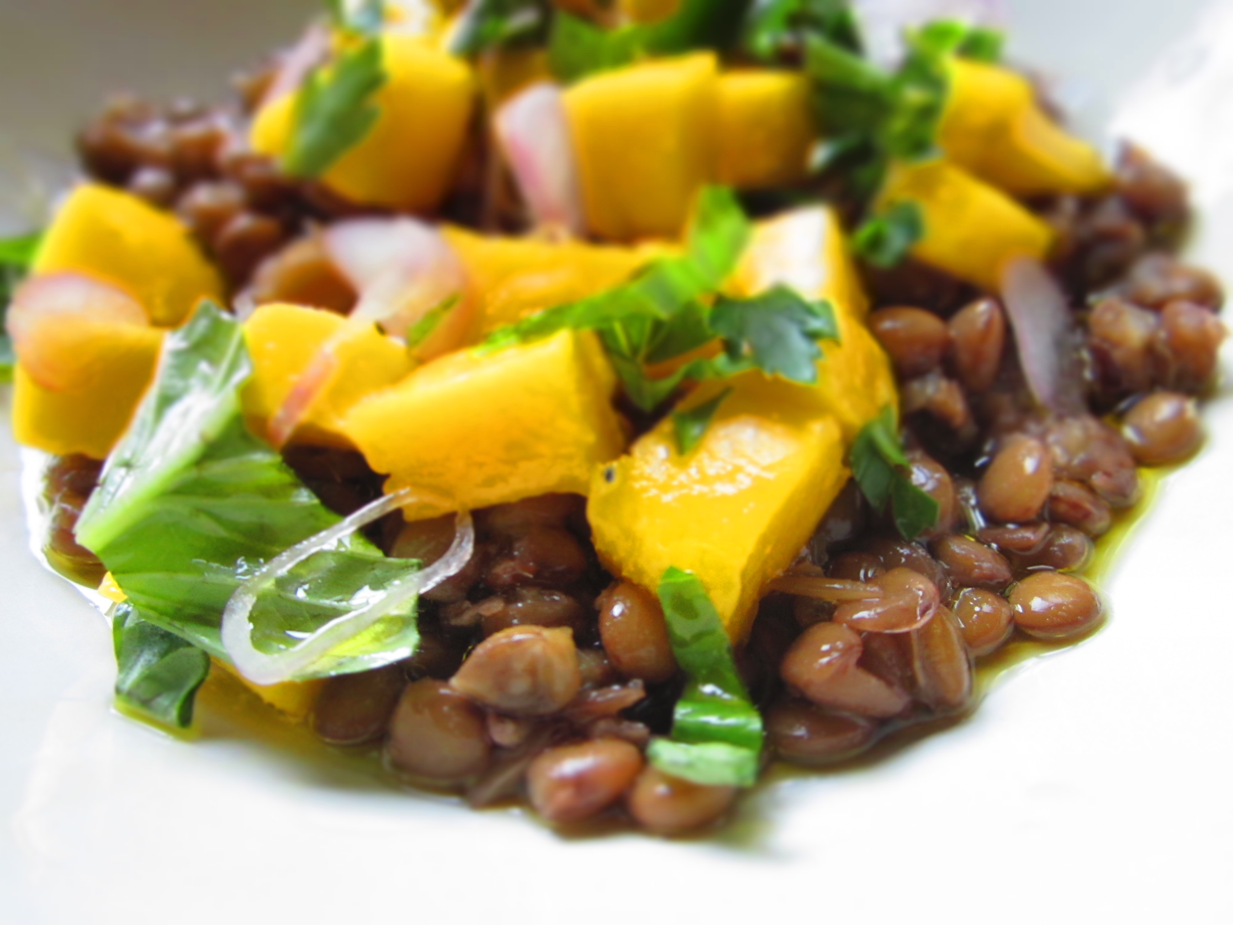 Lentils with fresh Mango sauce