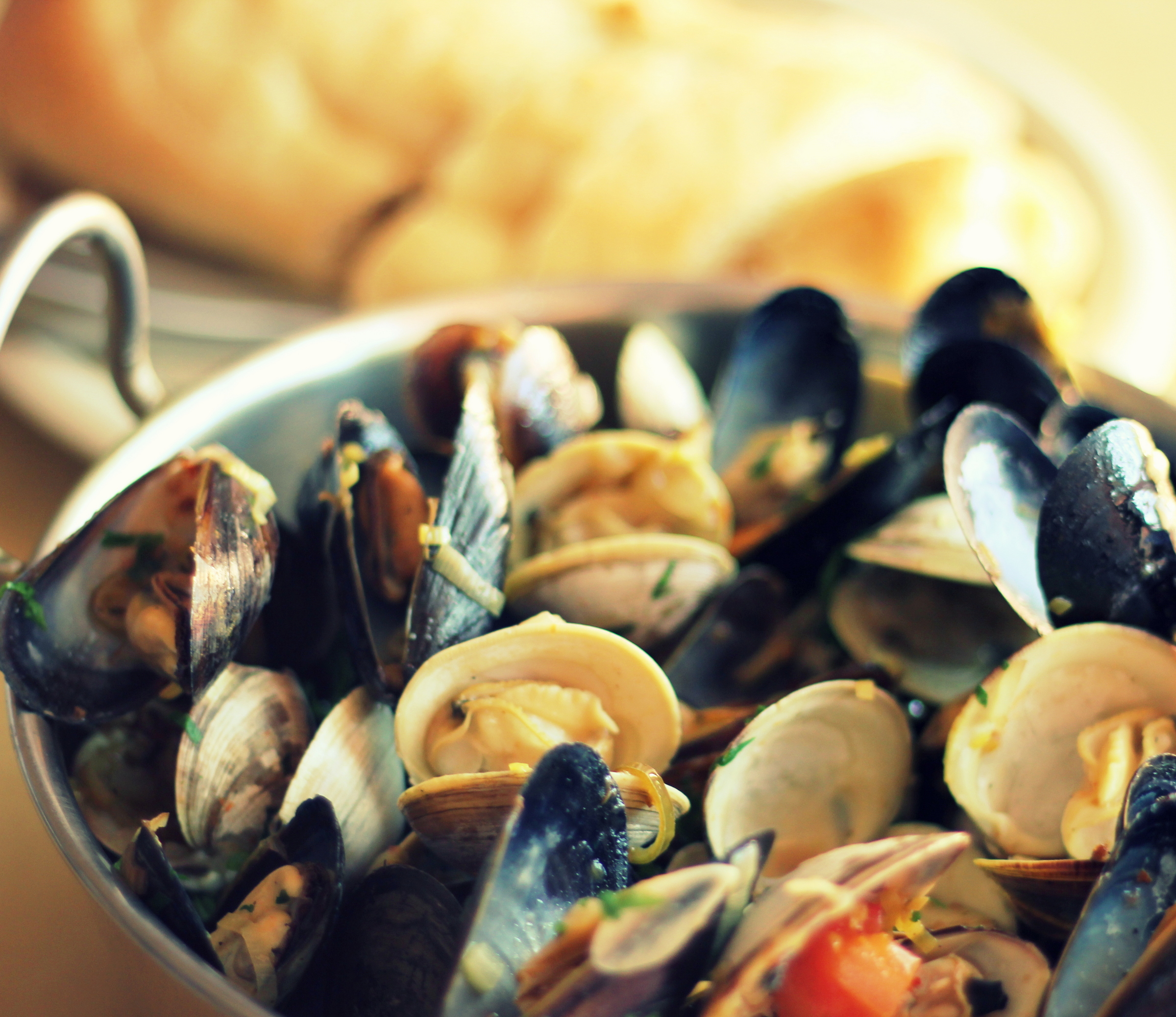 Steamed Mussels Without White Wine