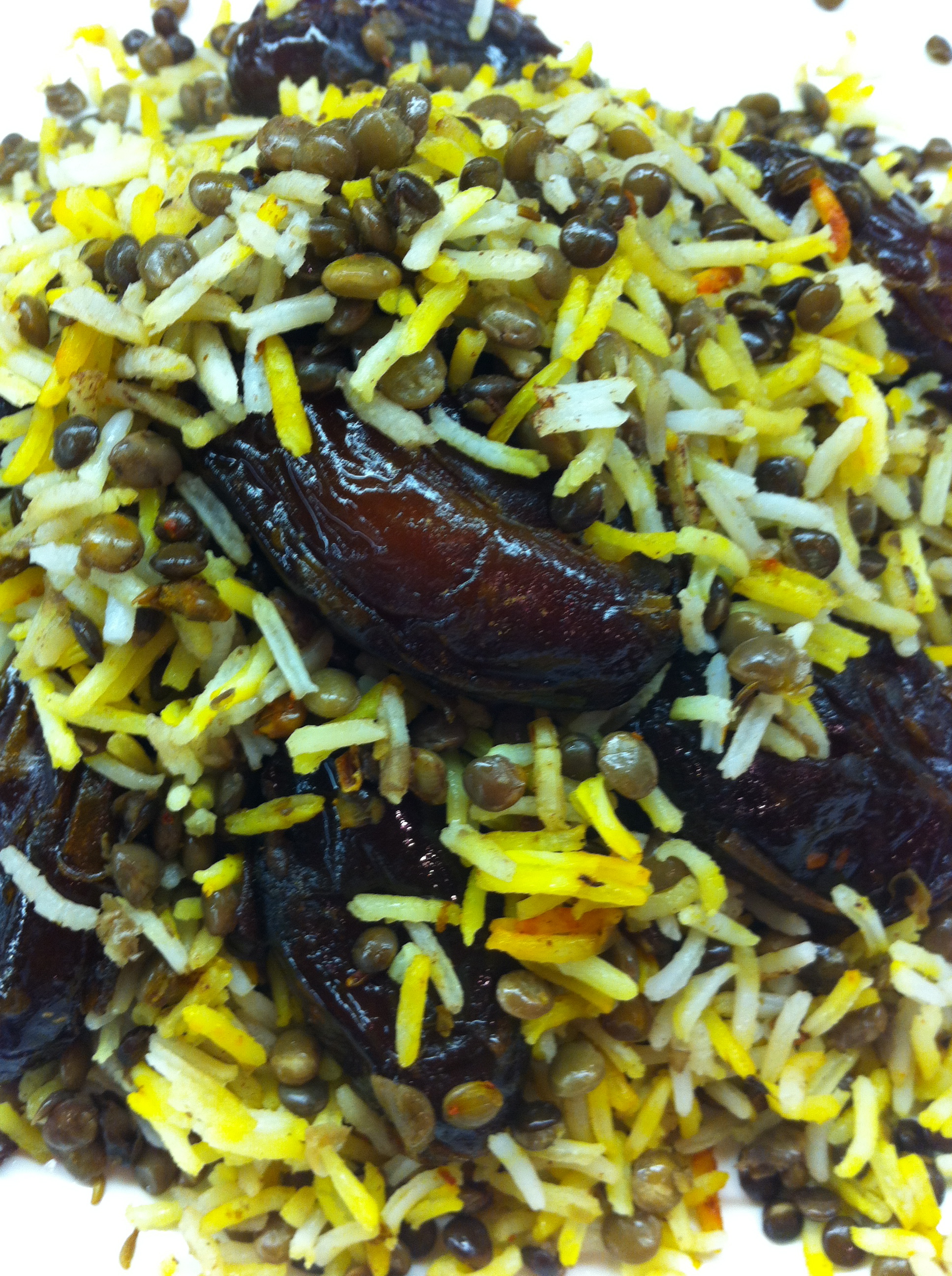 mashan's spiced (steamed) lentil rice with cinnamon dates