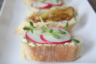 Spring Radish Crostini with creamy Herb Butter