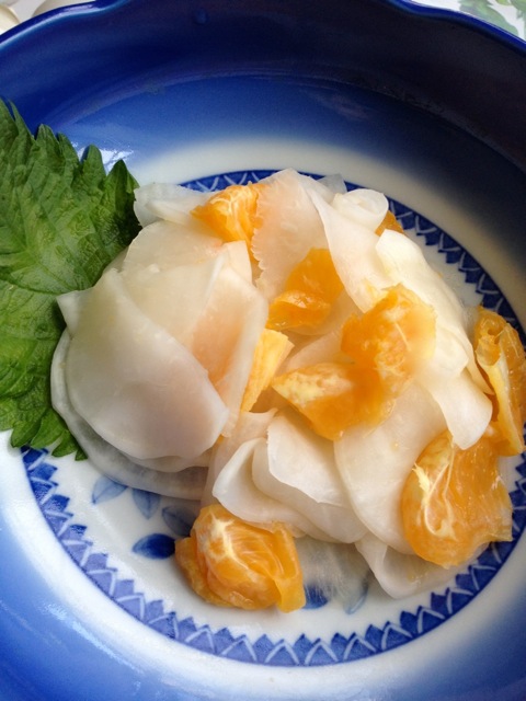 Raw Turnip Tangelo Toss