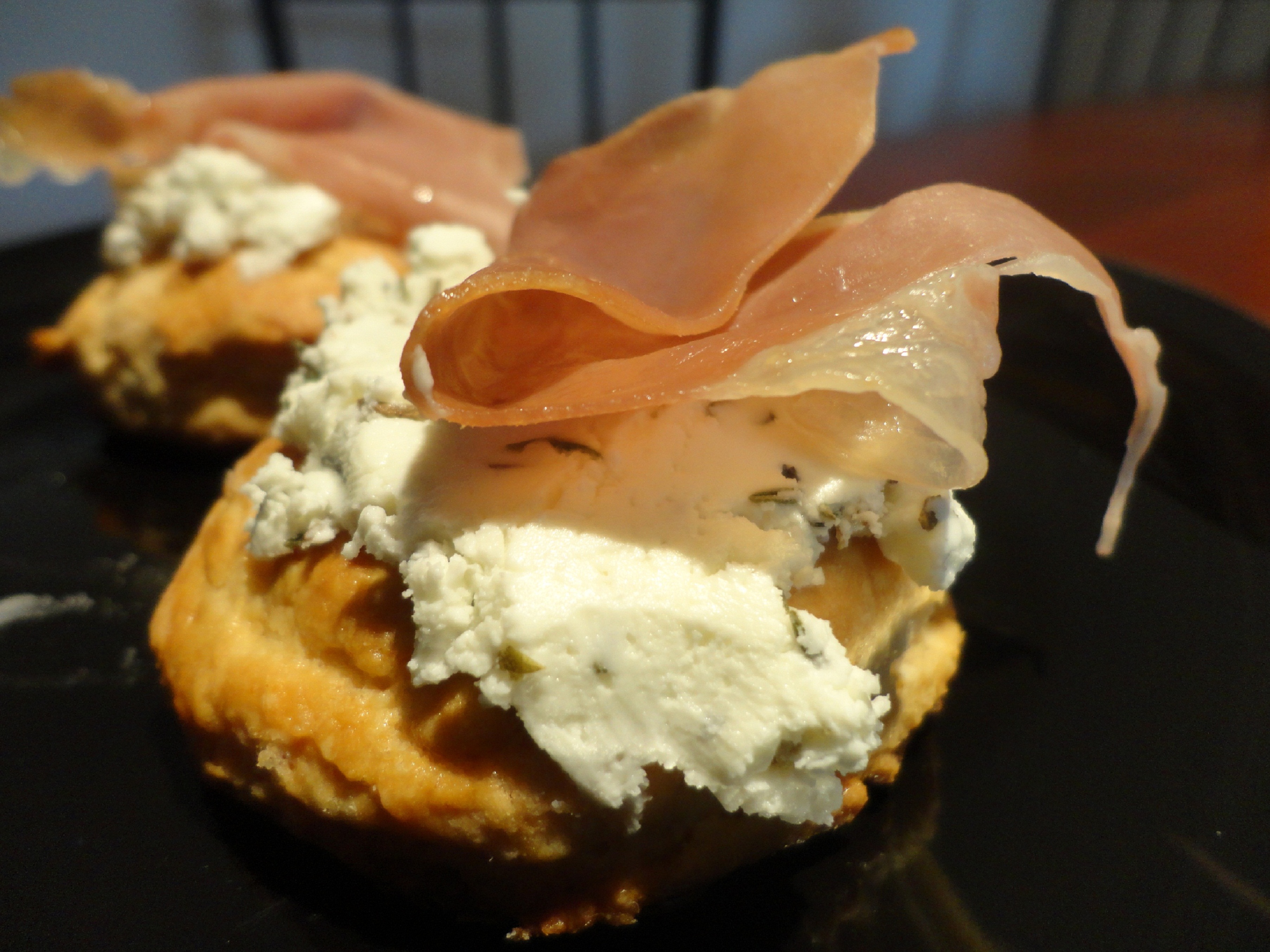 Scones with Herbed Goat Cheese and Prosciutto