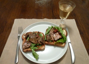 Pan-fried duck livers on wholemeal toast