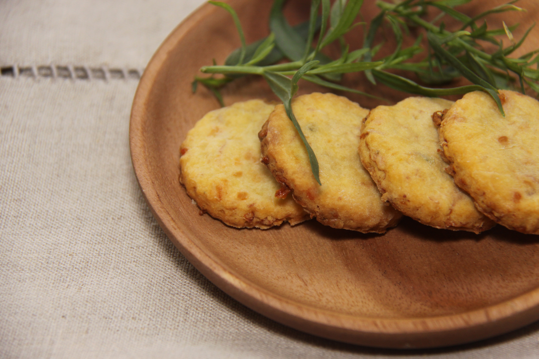Apricot, Prosciutto and Tarragon Cocktail Sables