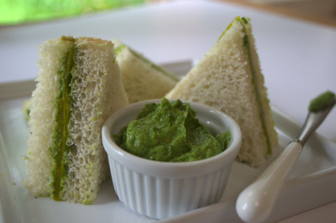 Avocado & cucumber sandwiches