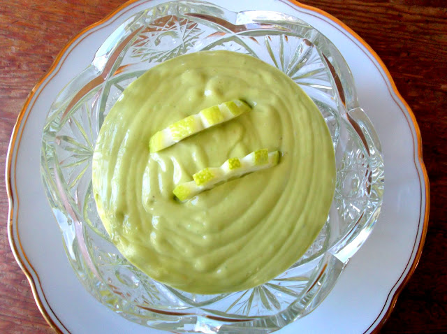 Avocado Creamy Dessert Sauce  