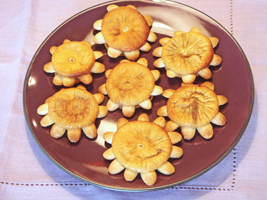 Almond and Fig Daisies
