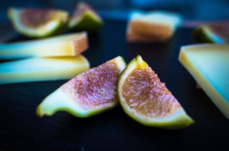 Figs with Pecorino Cheese & Honey