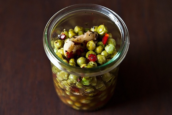 Pickled_peas