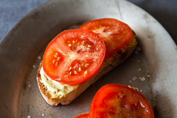 A Tomato Sandwich Worthy of a Little Bacon