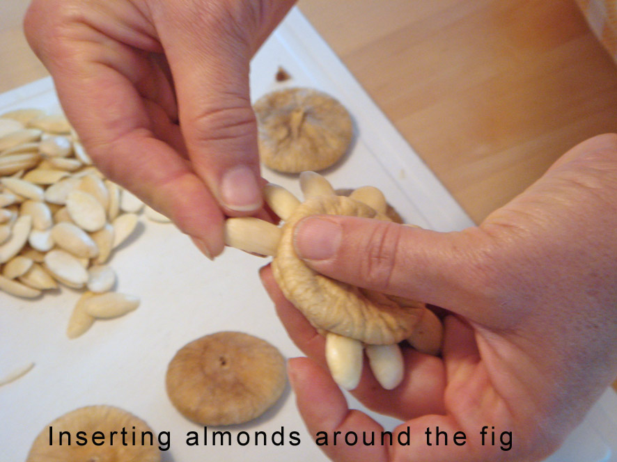 Almond and Fig Daisies