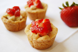 Mint-infused Ricotta Cheesecake Bites