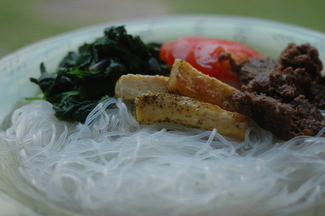 un-done summer rolls with tangy thai mint dressing
