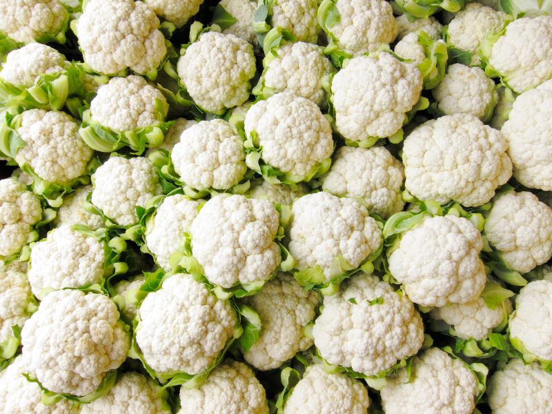 Raw Cauliflower Salad with Raisins and Nuts
