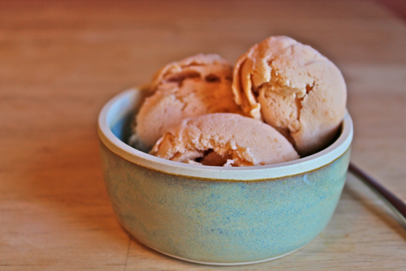 Brown Sugar Nectarine Ice Cream