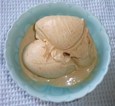 Fresh Peach and Vanilla Bean Custard Ice Cream