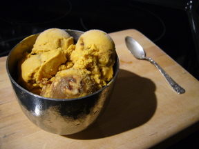 Pumpkin Ice Cream with Pecan Praline Sauce