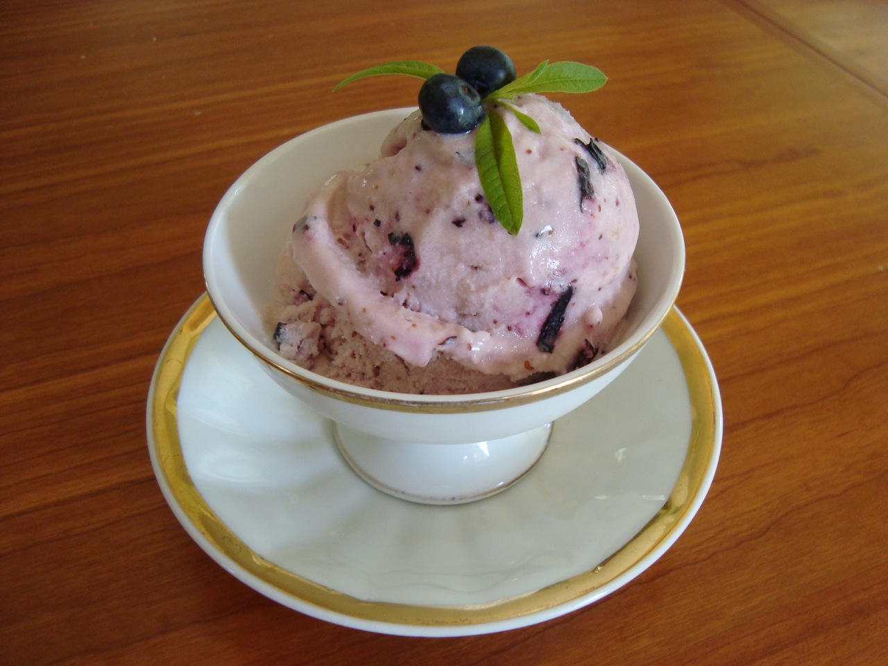 Blueberry Frozen Yogurt with a Fruity Lemon Verbena Syrup Swirl
