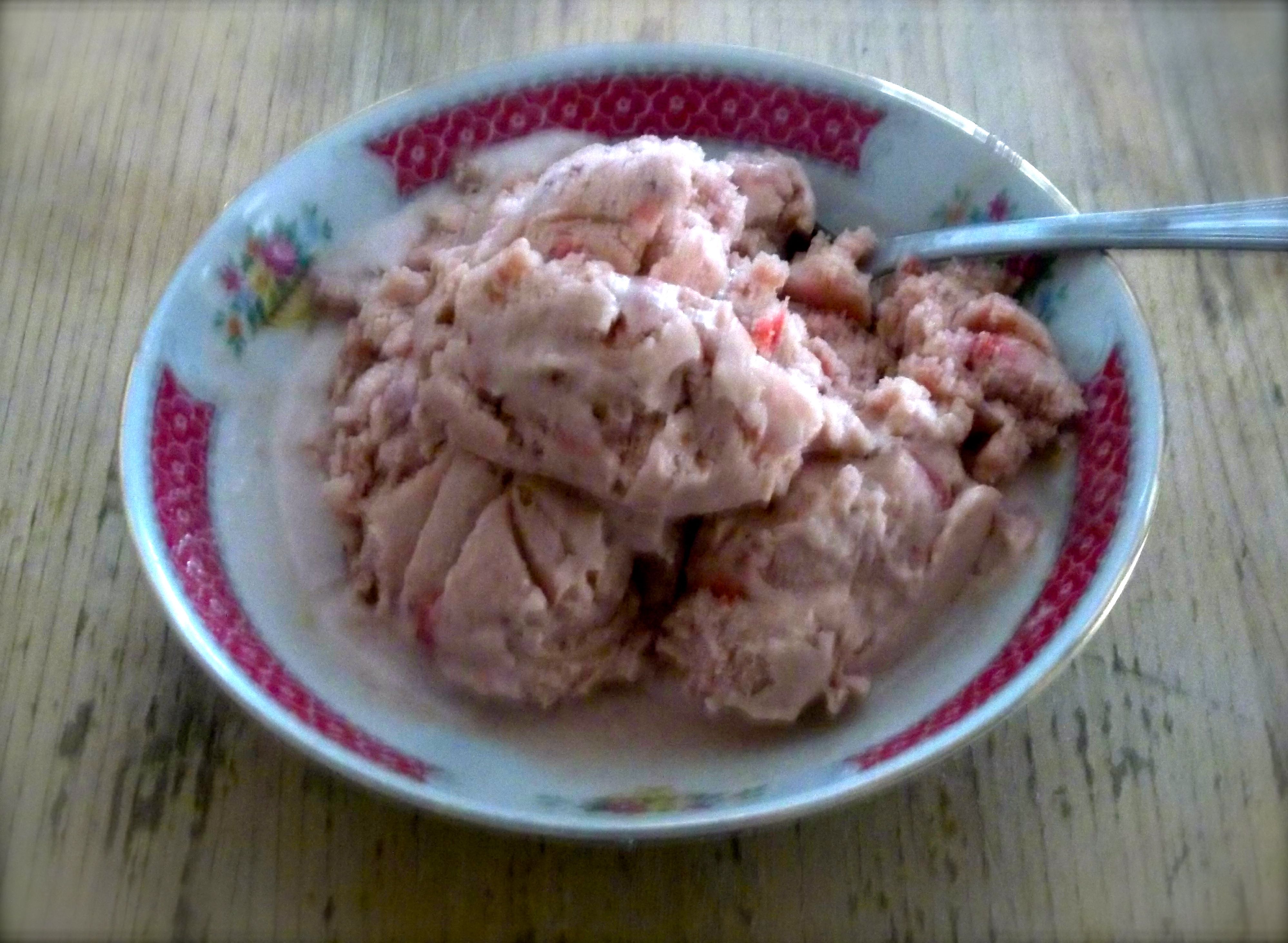 Strawberry Ice Cream with Thyme and Cinnamon