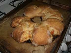 Pluot Coffee Cake Ring