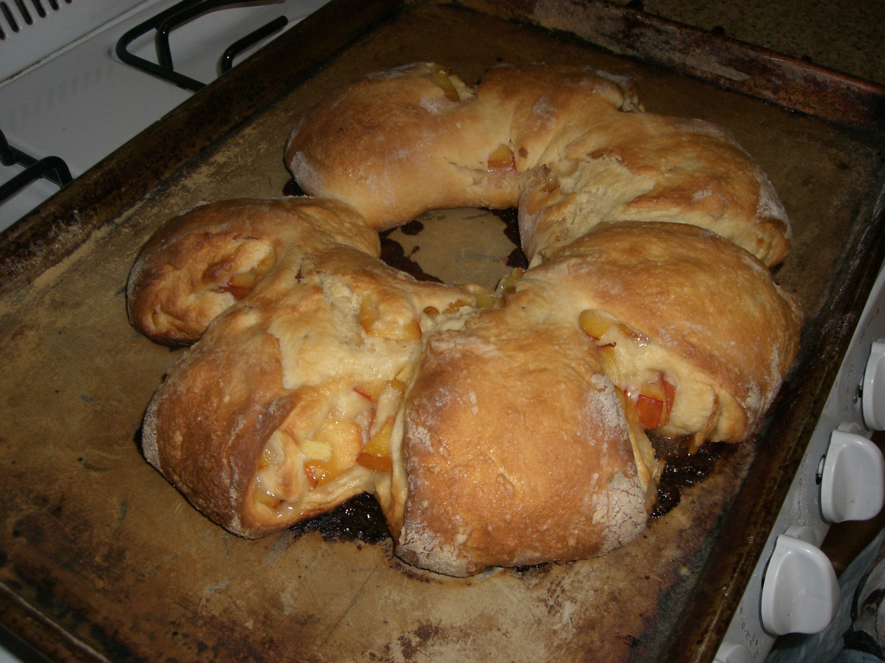 Pluot Coffee Cake Ring