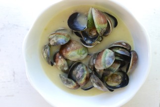 15-Minute Clam Soup