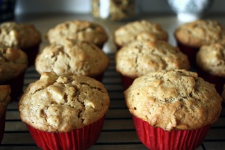 Apple Oatmeal Muffins