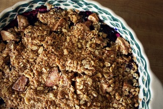 Apple Blueberry Crumble