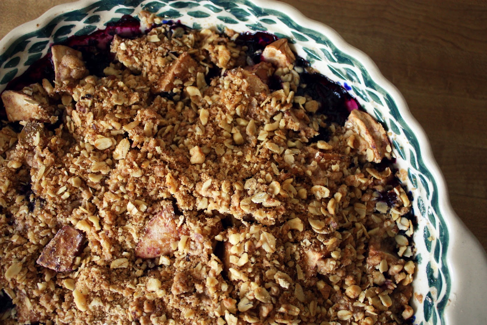 Apple Blueberry Crumble