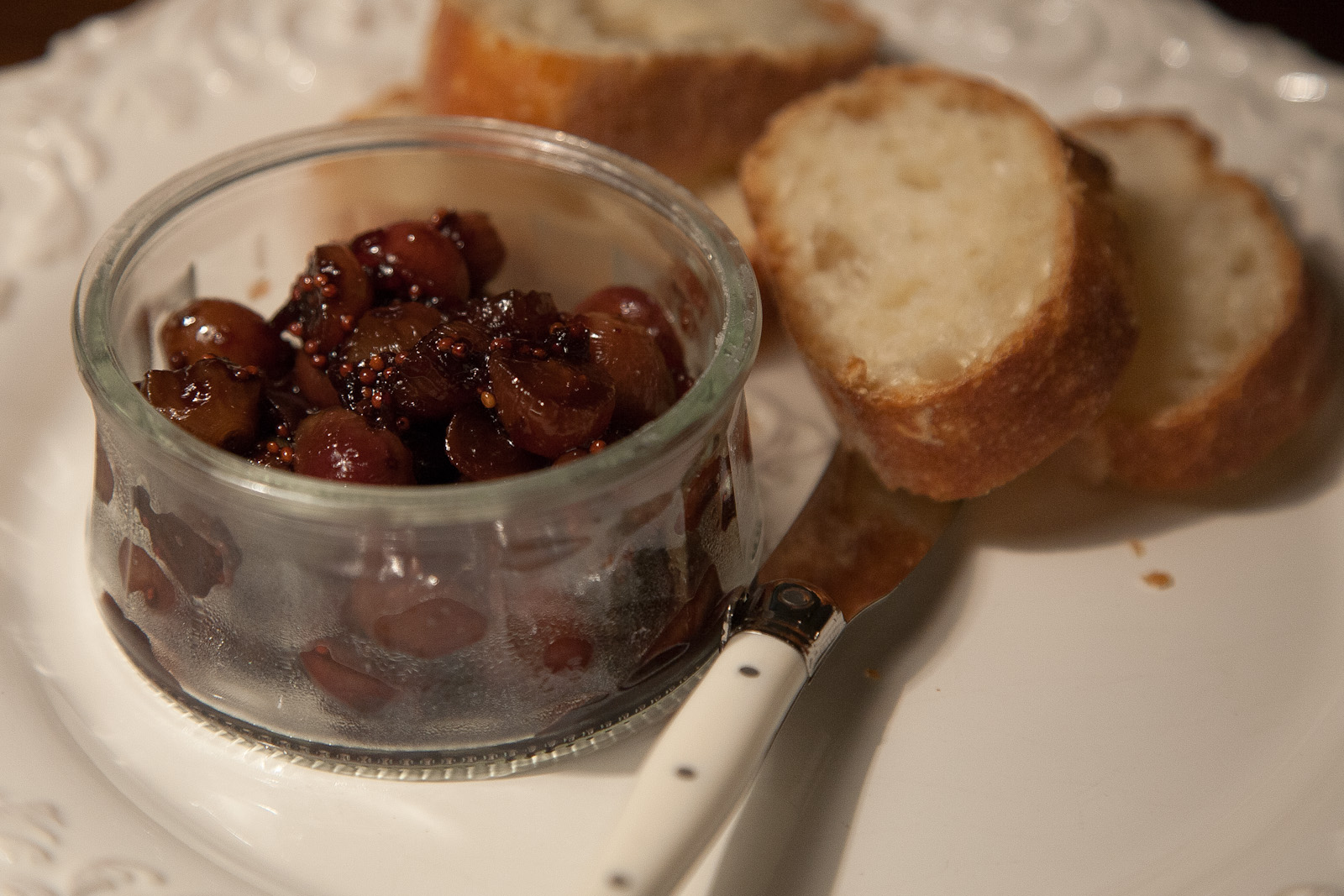 Baked Camembert with Caramelized Grape Chutney