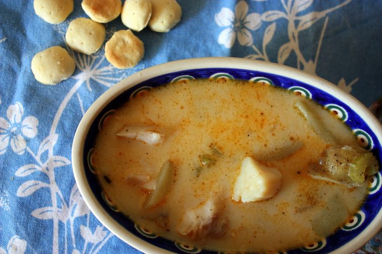 White Fish & Scallop Chowder
