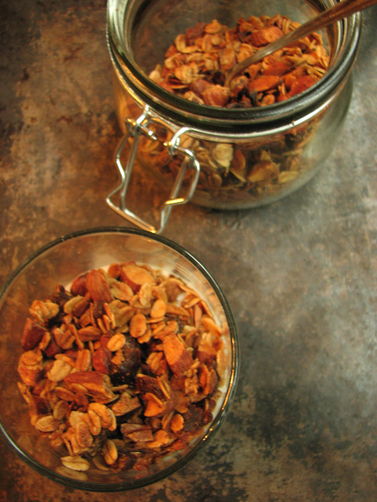 Whole Bean Vanilla Almond Granola