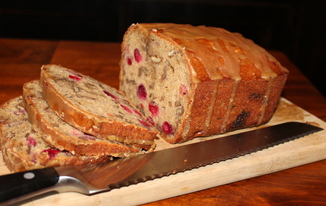 Cranberry-Pecan Banana Bread 