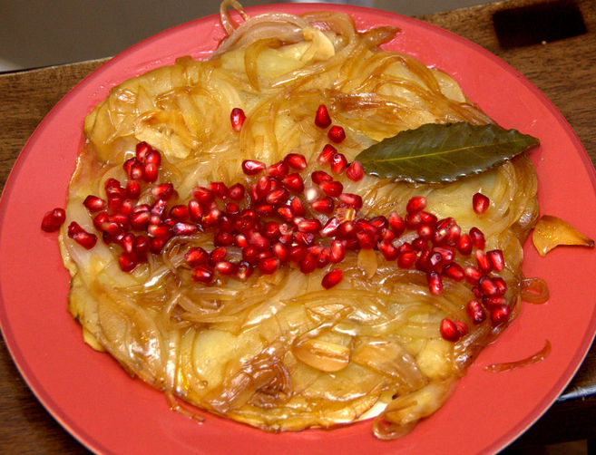 Skillet Potatoes with Pomegranate and Onions